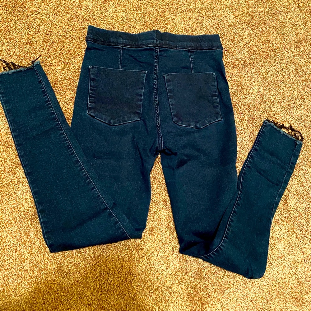 Free People pull on jeggings size 28